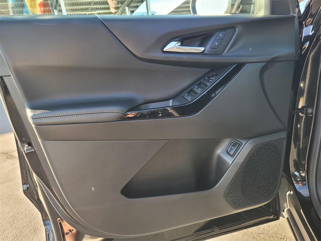 used 2025 Chevrolet Equinox car, priced at $29,692