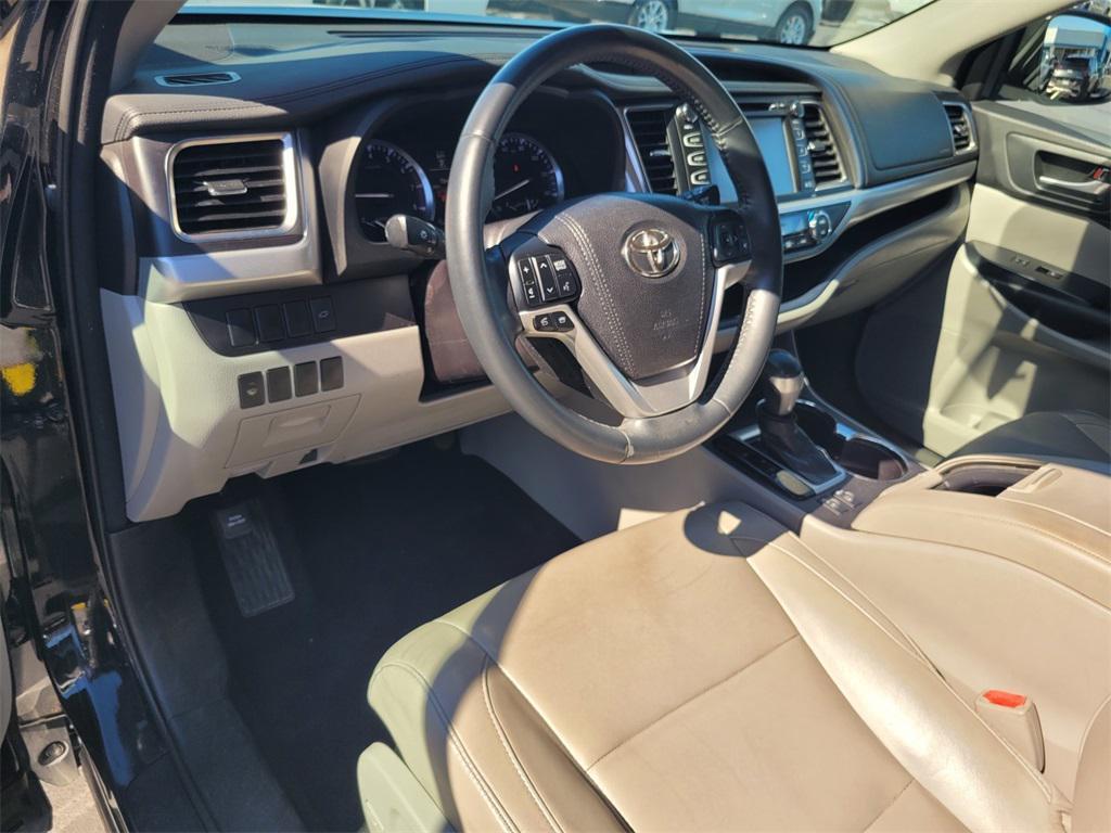 used 2016 Toyota Highlander car, priced at $20,599