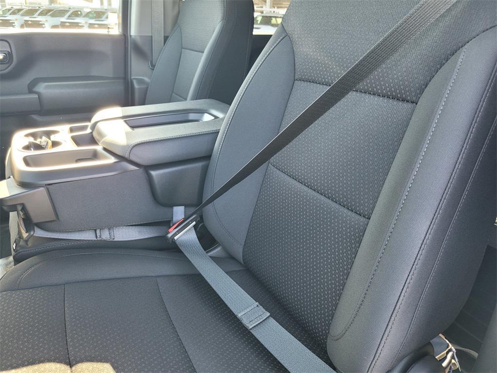 new 2025 Chevrolet Silverado 2500 car, priced at $67,912