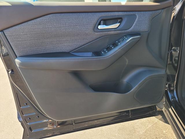 used 2021 Nissan Rogue car, priced at $22,087