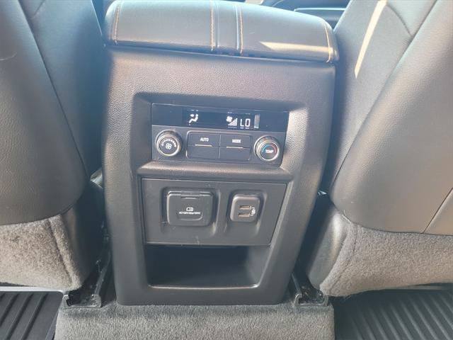 used 2020 Chevrolet Traverse car, priced at $26,420