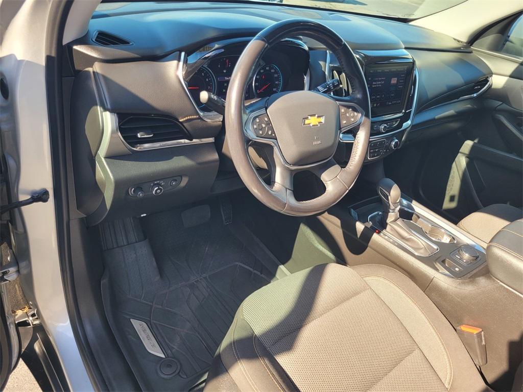 used 2021 Chevrolet Traverse car, priced at $26,999
