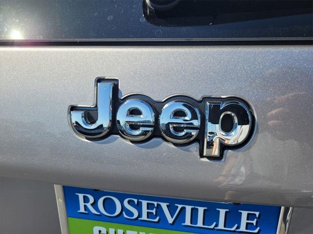 used 2019 Jeep Cherokee car, priced at $17,454