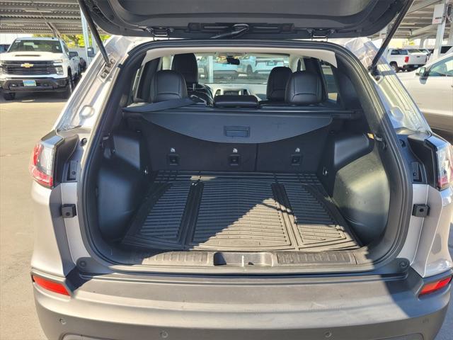 used 2019 Jeep Cherokee car, priced at $17,454