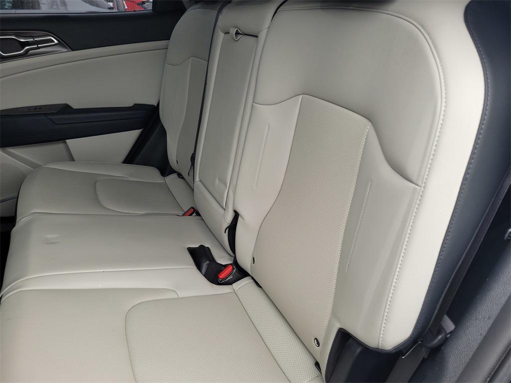 used 2023 Kia Sportage Hybrid car, priced at $27,399