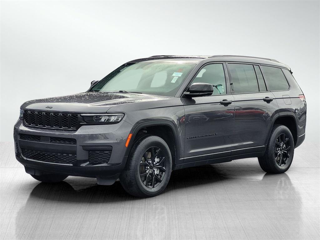 used 2024 Jeep Grand Cherokee L car, priced at $30,699