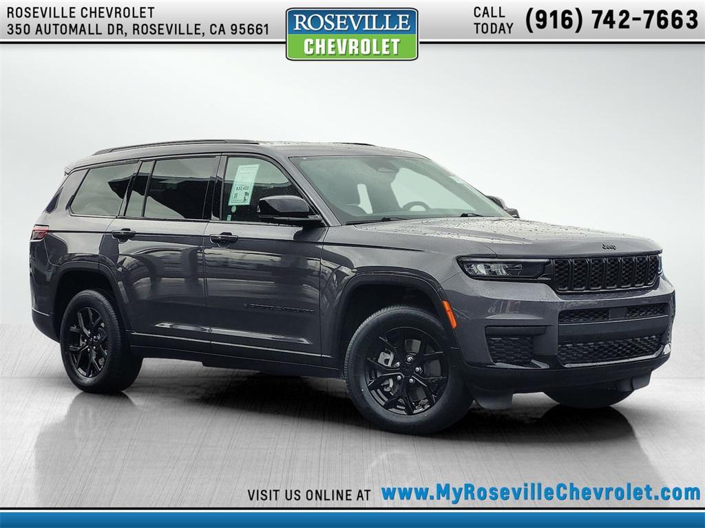 used 2024 Jeep Grand Cherokee L car, priced at $30,699