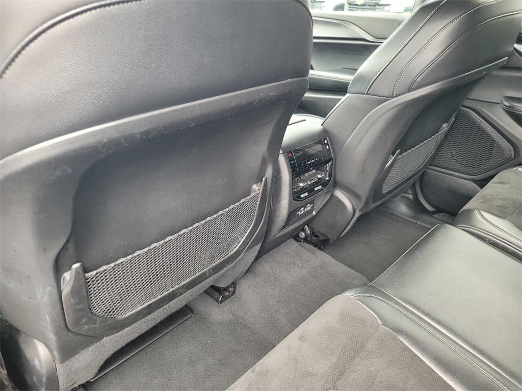 used 2024 Jeep Grand Cherokee L car, priced at $30,699