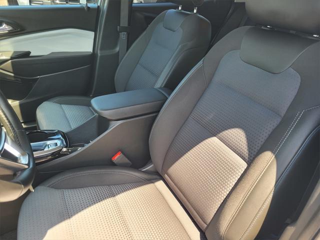used 2024 Chevrolet Trax car, priced at $22,007