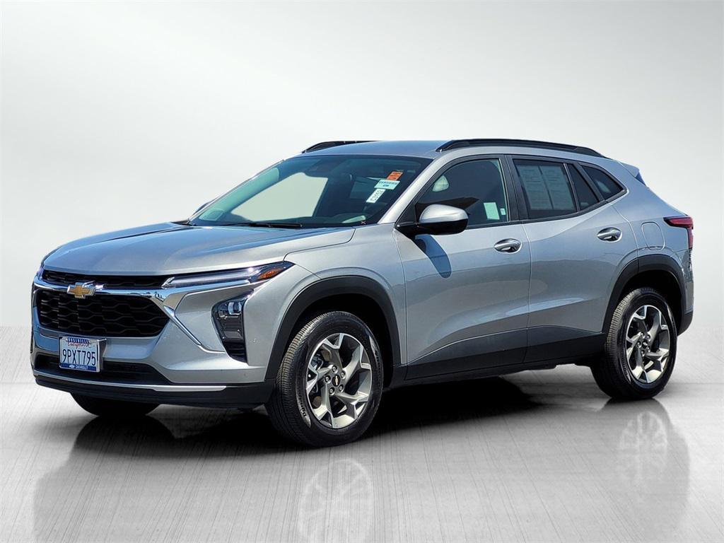used 2024 Chevrolet Trax car, priced at $22,019