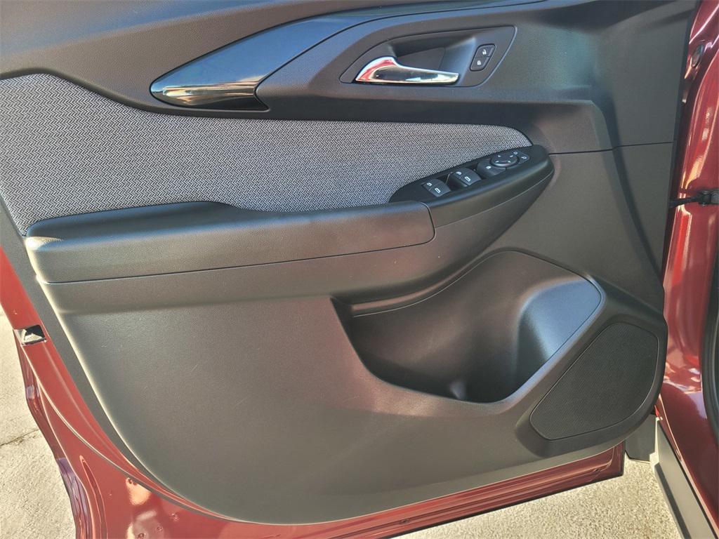 used 2023 Chevrolet TrailBlazer car, priced at $20,899