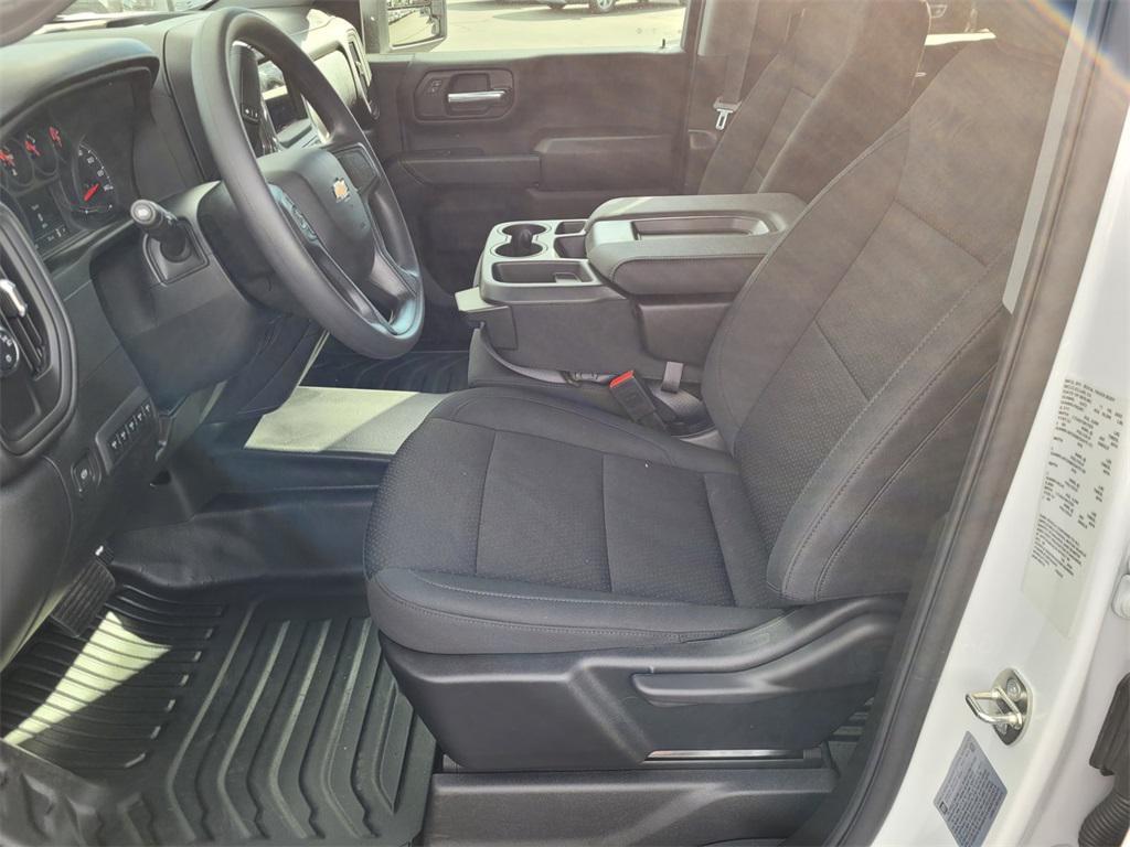 new 2024 Chevrolet Silverado 2500 car, priced at $60,550