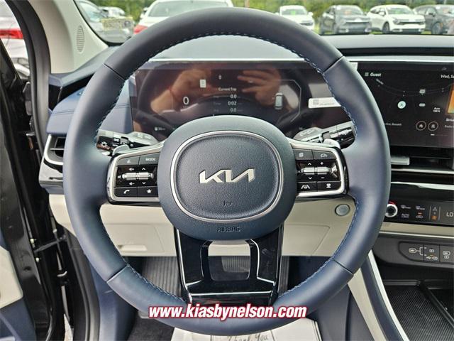 new 2025 Kia Carnival car, priced at $56,760