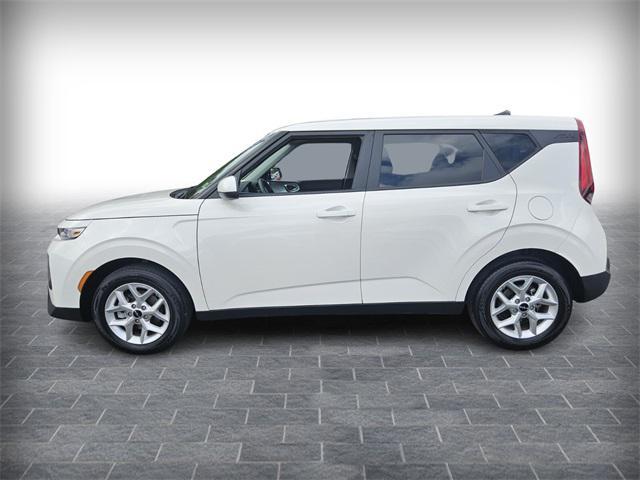 used 2022 Kia Soul car, priced at $18,991