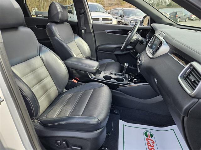 used 2019 Kia Sorento car, priced at $24,594