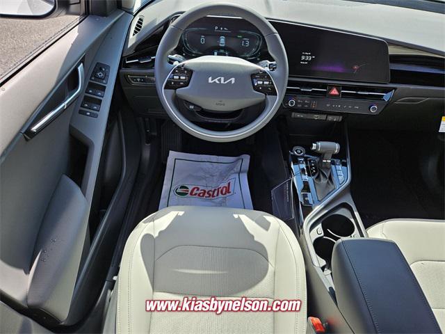 new 2025 Kia Niro car, priced at $30,755