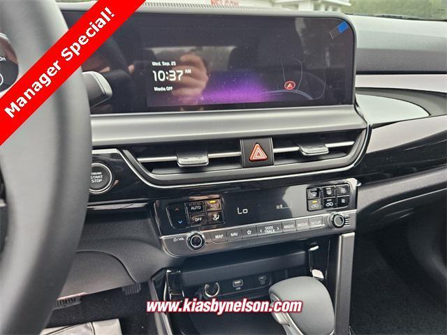 new 2025 Kia Seltos car, priced at $29,995