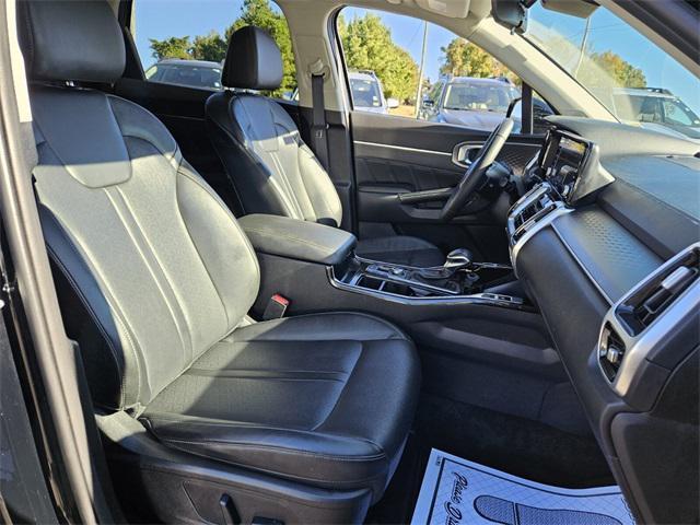 used 2022 Kia Sorento car, priced at $31,994