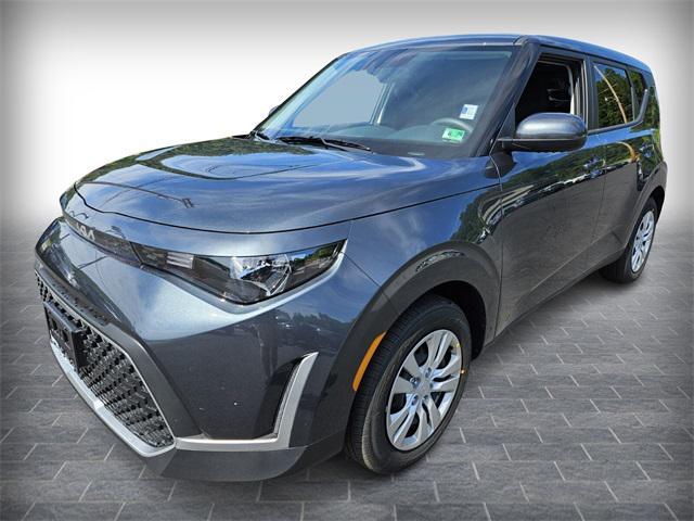 used 2025 Kia Soul car, priced at $20,891