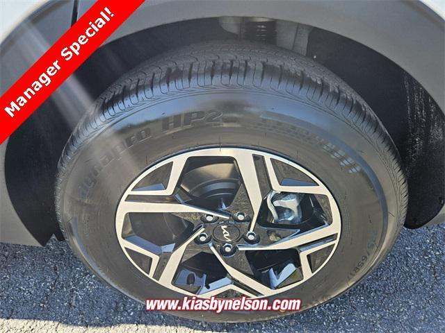 new 2025 Kia Sportage car, priced at $27,994
