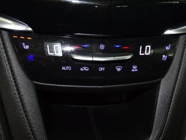 used 2022 Cadillac XT6 car, priced at $38,590
