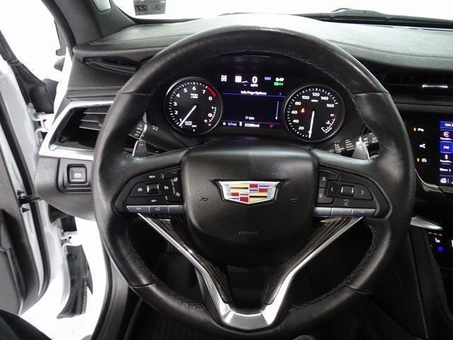 used 2022 Cadillac XT6 car, priced at $38,590