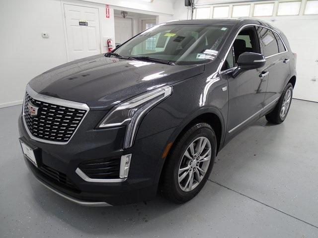 used 2022 Cadillac XT5 car, priced at $33,795