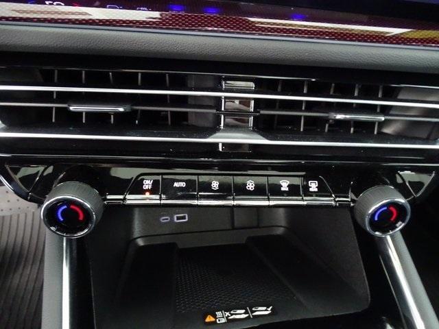 used 2024 Chevrolet Traverse car, priced at $54,995