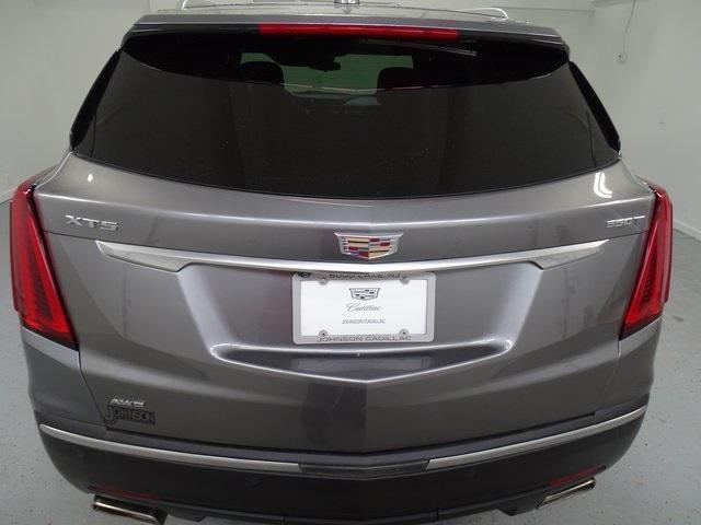 used 2021 Cadillac XT5 car, priced at $30,000