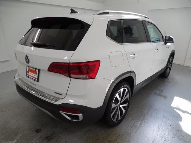 used 2023 Volkswagen Taos car