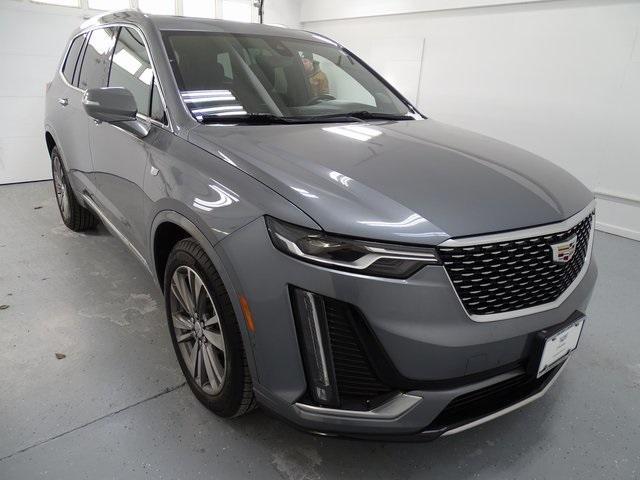 used 2022 Cadillac XT6 car, priced at $37,596