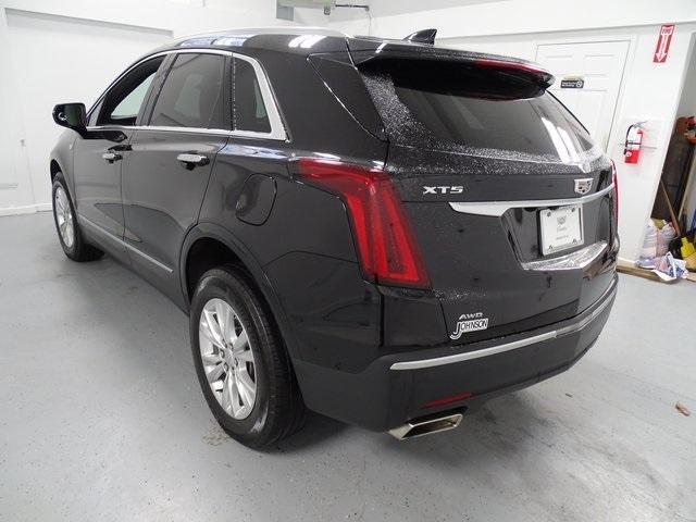 used 2022 Cadillac XT5 car, priced at $29,995