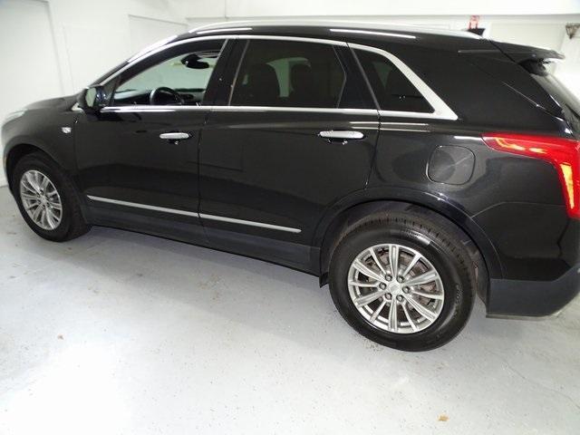 used 2017 Cadillac XT5 car, priced at $15,500