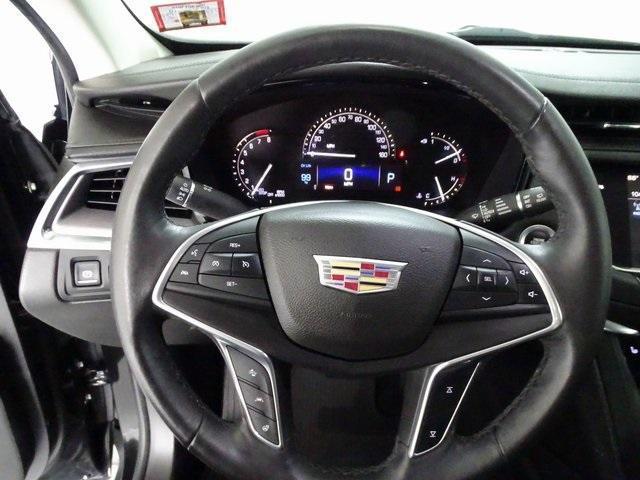 used 2017 Cadillac XT5 car, priced at $15,500