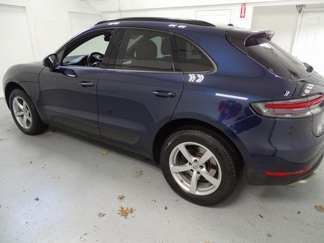 used 2021 Porsche Macan car