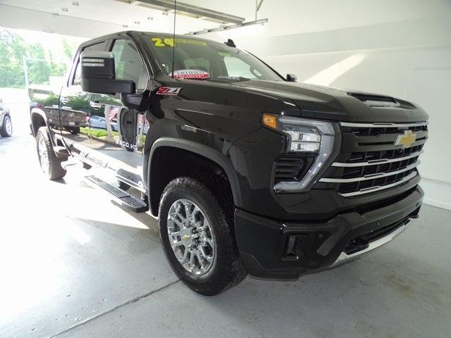 used 2024 Chevrolet Silverado 3500 car, priced at $71,995