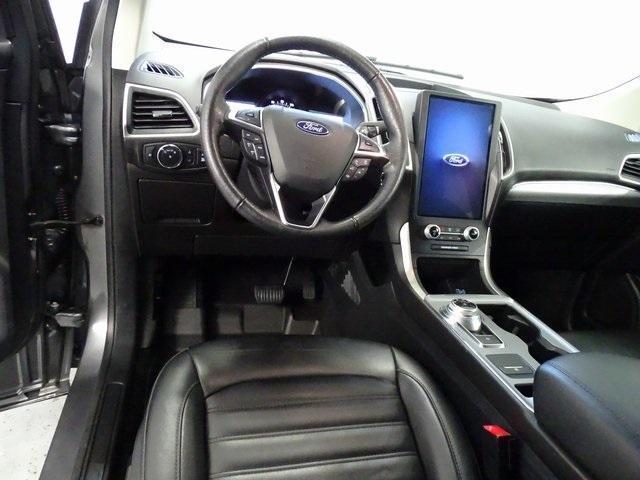 used 2021 Ford Edge car