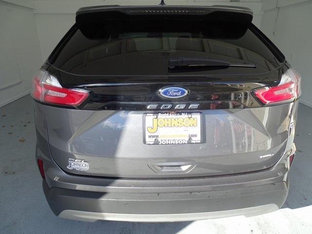 used 2021 Ford Edge car