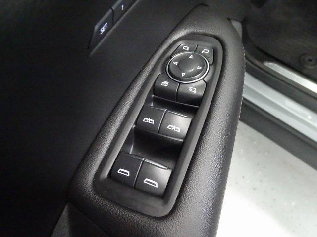 used 2023 Cadillac XT5 car, priced at $33,995