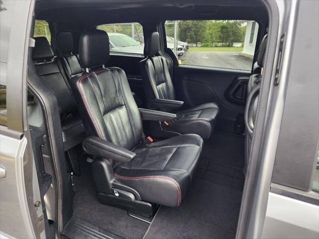 used 2014 Dodge Grand Caravan car, priced at $10,699