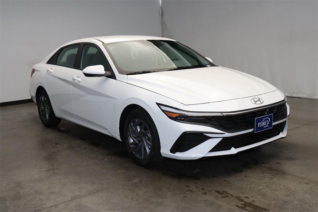 new 2025 Hyundai Elantra car, priced at $22,475