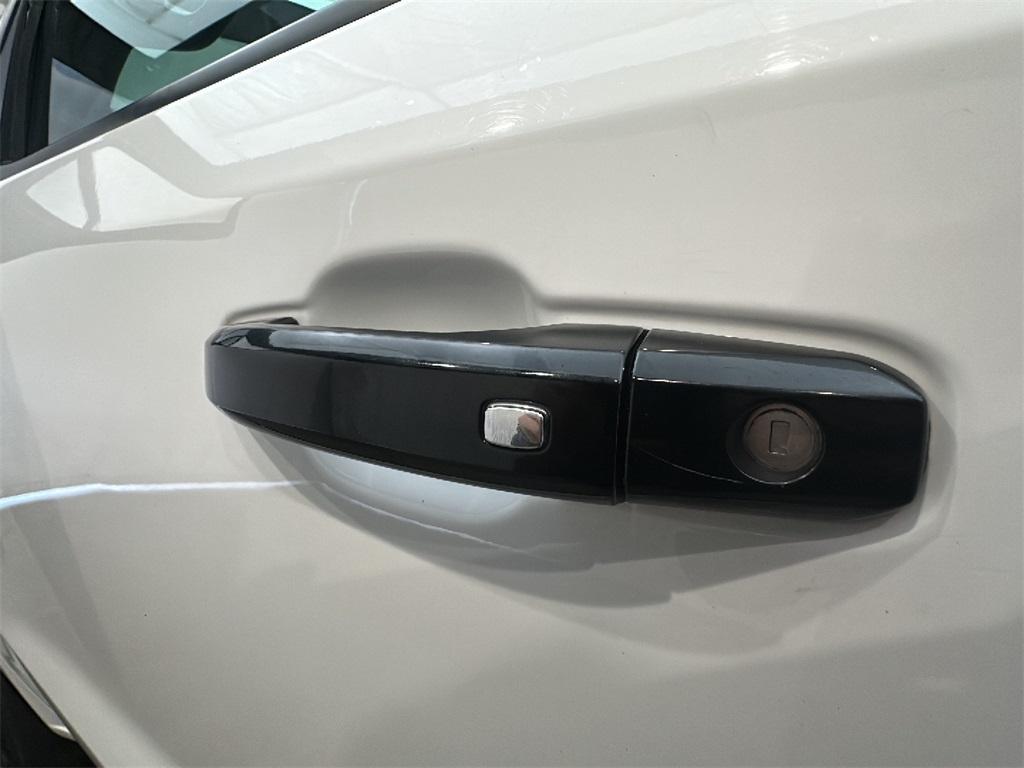 used 2020 Chevrolet Silverado 1500 car, priced at $33,800