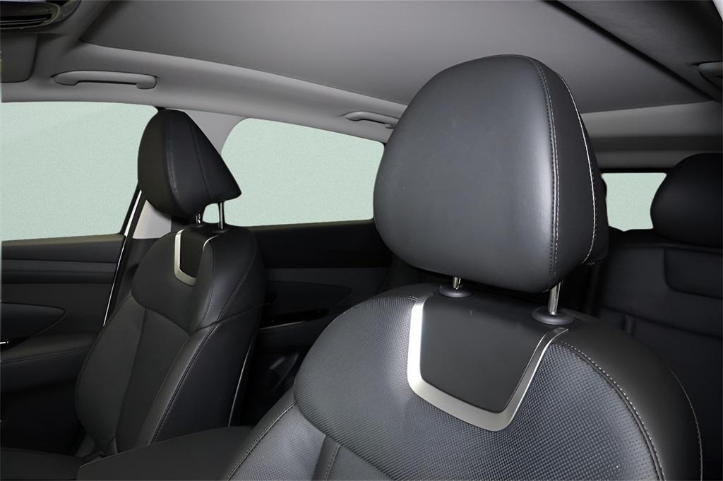 new 2025 Hyundai TUCSON Hybrid car, priced at $40,489