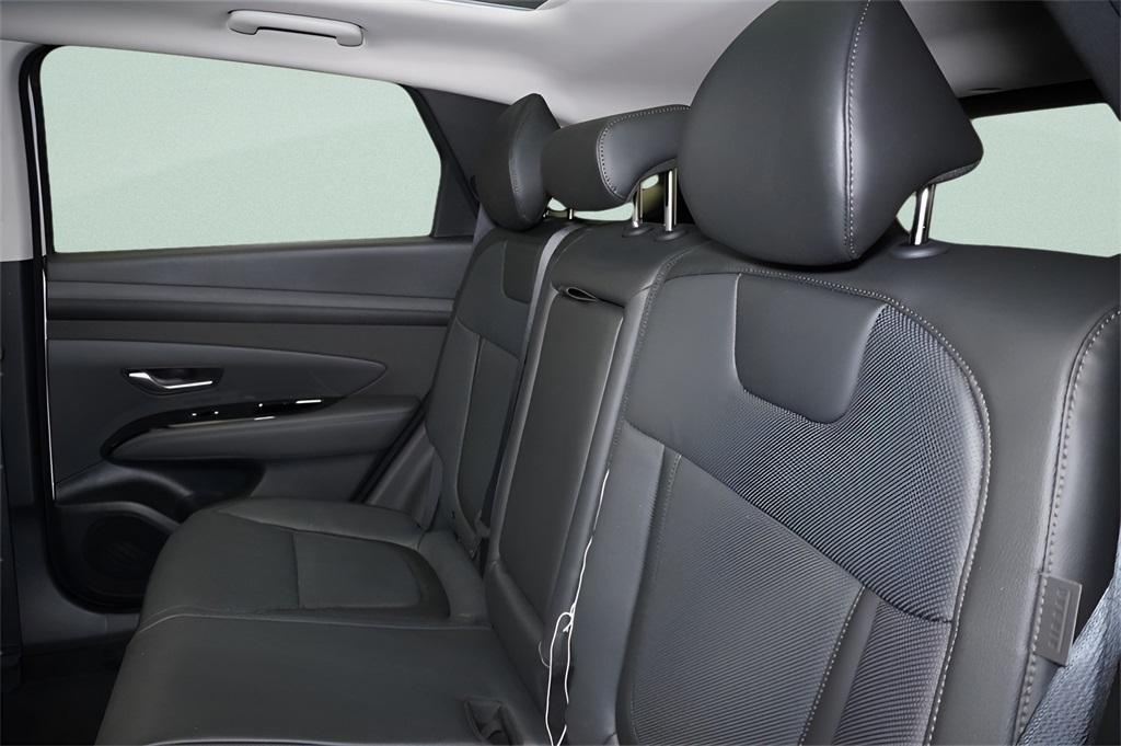 new 2025 Hyundai TUCSON Hybrid car, priced at $40,489