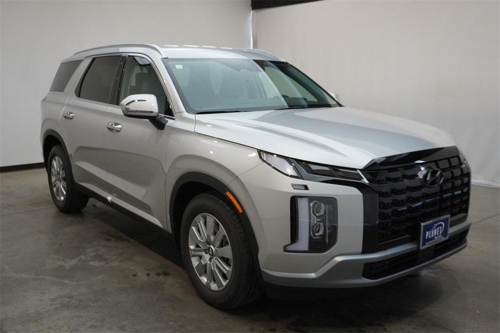 new 2025 Hyundai Palisade car, priced at $43,744