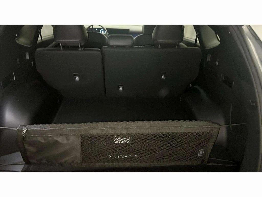 used 2025 Hyundai TUCSON Hybrid car, priced at $37,500
