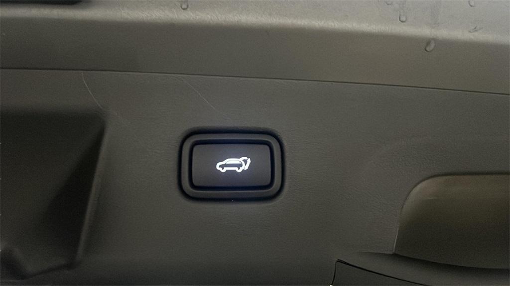 used 2025 Hyundai TUCSON Hybrid car, priced at $37,500