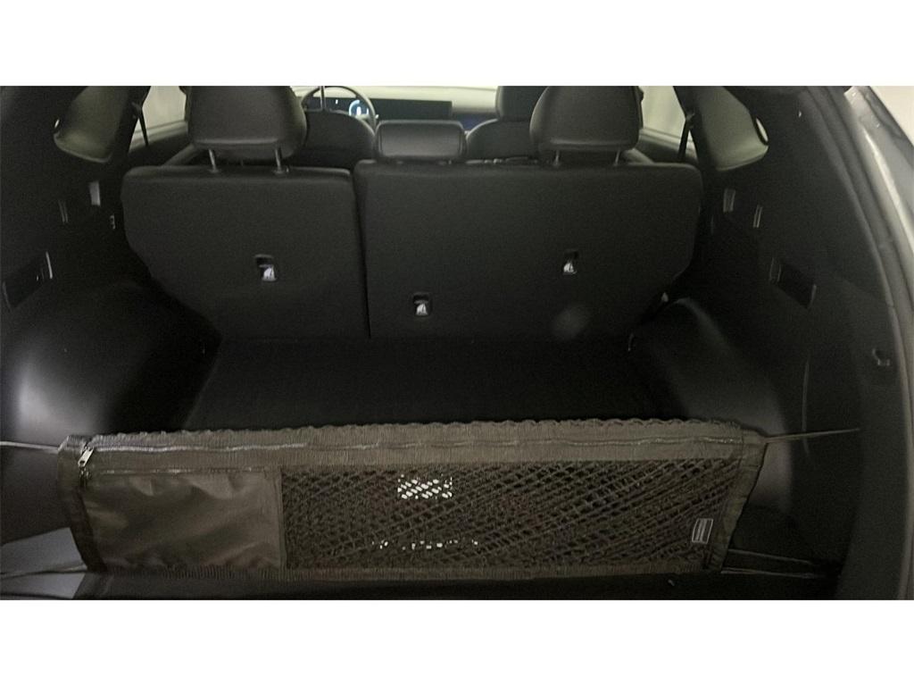 used 2025 Hyundai TUCSON Hybrid car, priced at $37,500