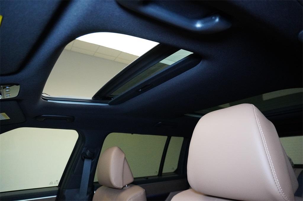new 2025 Hyundai SANTA FE HEV car, priced at $47,265