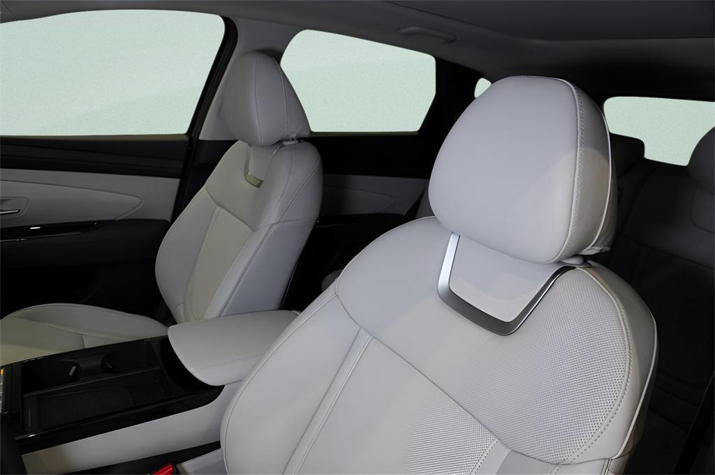 new 2025 Hyundai Tucson car, priced at $40,020